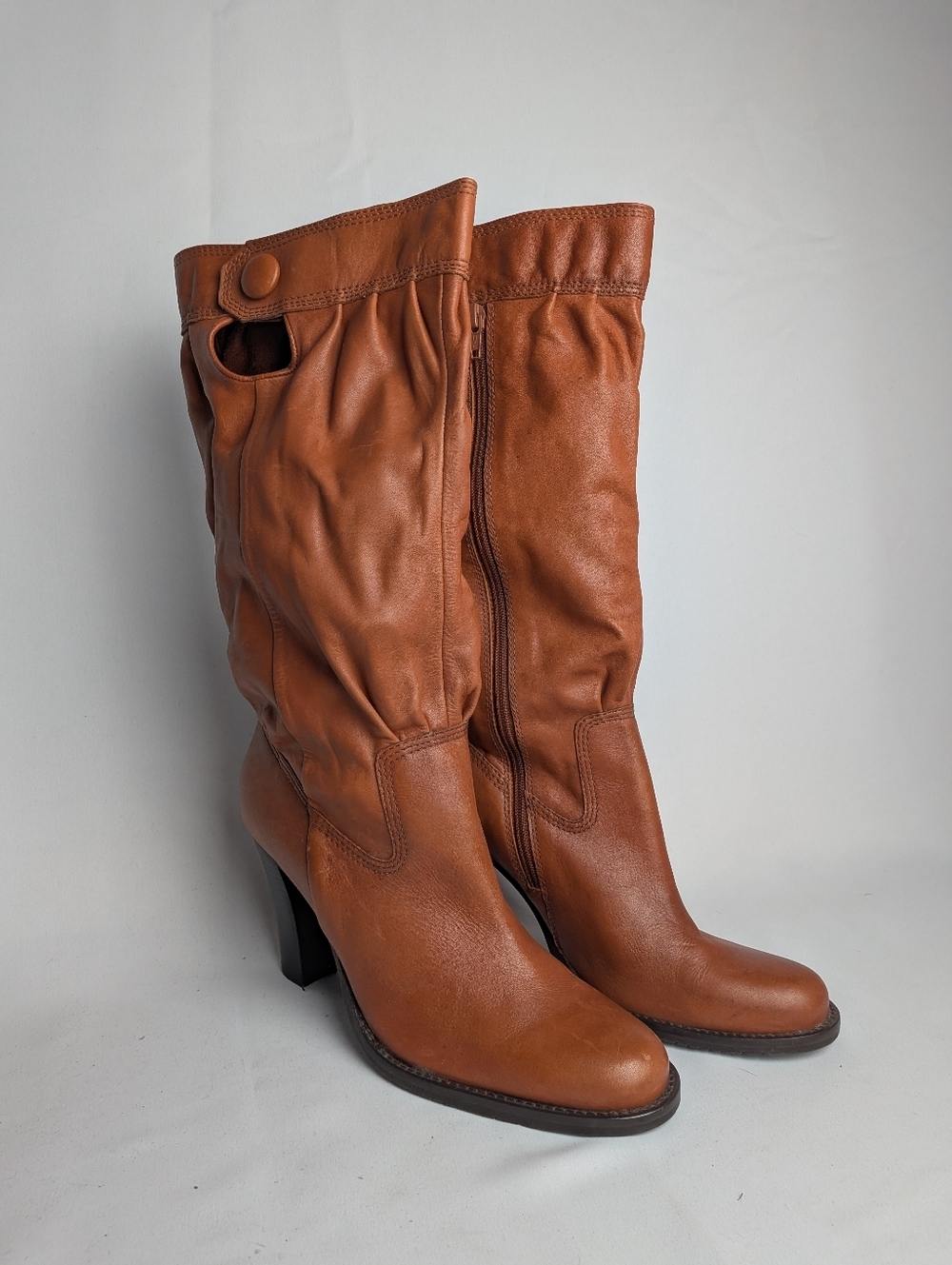 DIBA Armada Loose Leather Women Heels Boots Tan Caramel Color Size 9 Zippers
